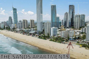 Cosy Beachfront Apt & Free Park